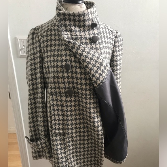 Houndstooth coat - Picture 2 of 7